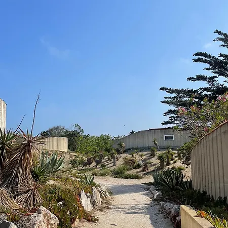 Maison En Bord De Avec Parking Et 2 | - Fr-1-732-79 Torreilles