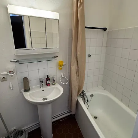 Maison En Bord De Avec Parking Et 2 | - Fr-1-732-79 Torreilles