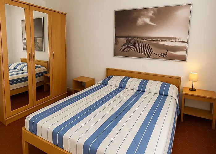 Maison En Bord De Avec Parking Et 2 | - Fr-1-732-79 Σπίτι διακοπών